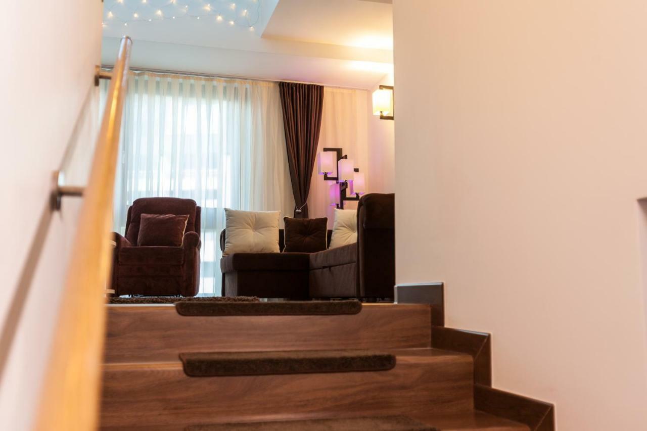 Mons Apart Brasov - Silver Mountain Пояна-Брашов Екстер'єр фото
